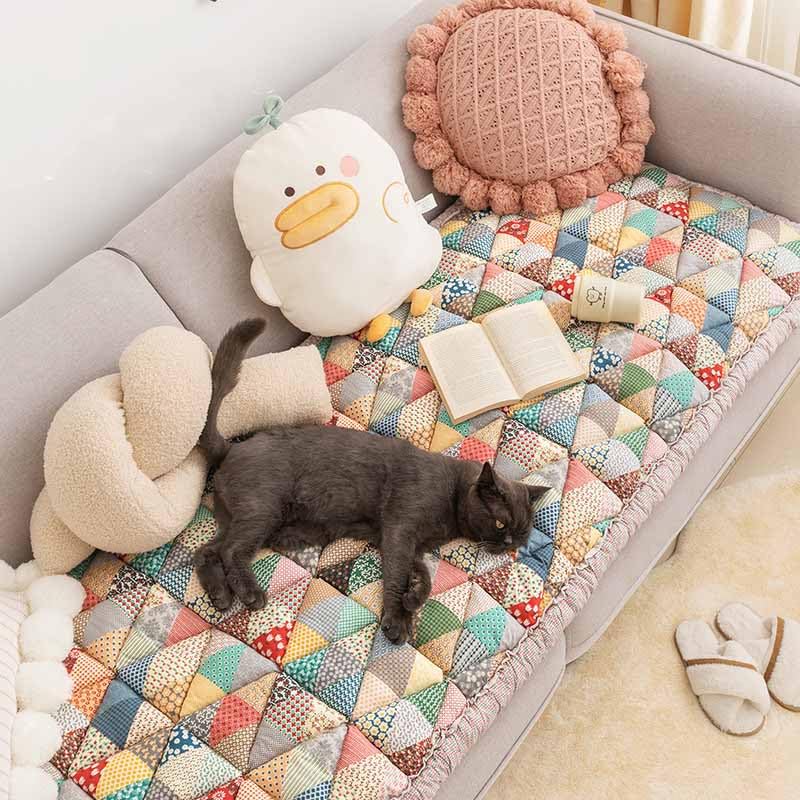 FUNNY FUZZY Pet Couch Covers for Sofa Couch Covers for Dogs Washable Dog Couch Cover Protector Furniture Sofa Covers for Dog Handmade Pure Cotton Pet Bed Mat